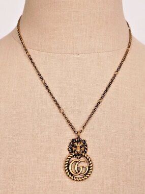 GUCCI Vintage Gold Lion Head with Double G Pendant Necklace